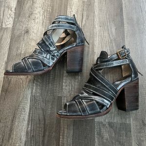 Freebird Steven Madden Claw heeled sandals